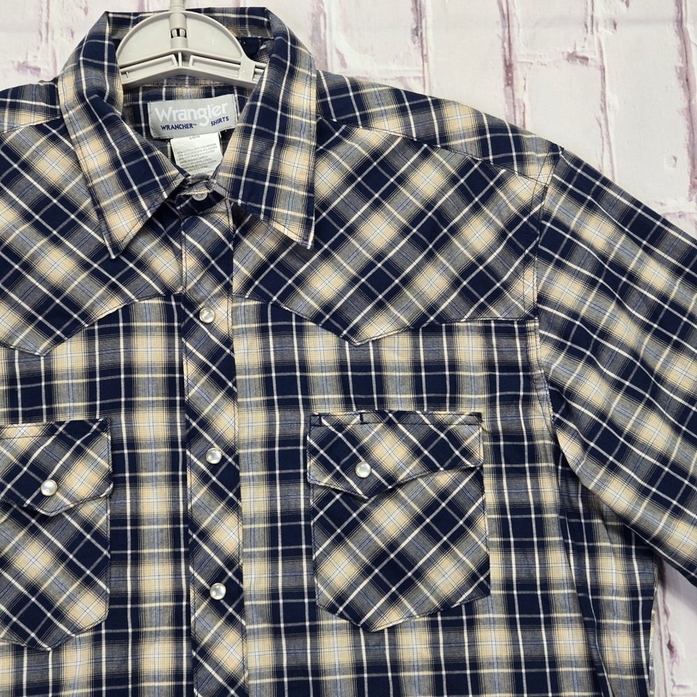 VTG Wrangler Wrancher Shirt Navy Blue Plaid Pearl Snap Western Cowboy Mens Large